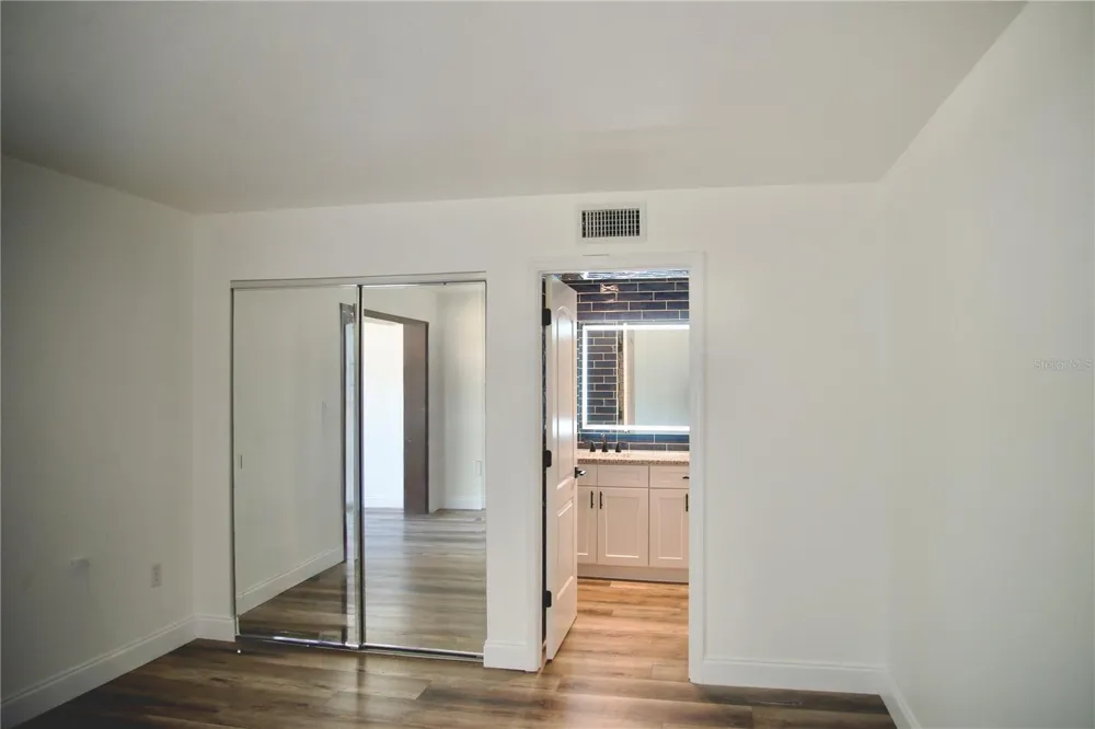 220 IDLEWOOD AVENUE #204 Bartow, FL 33830