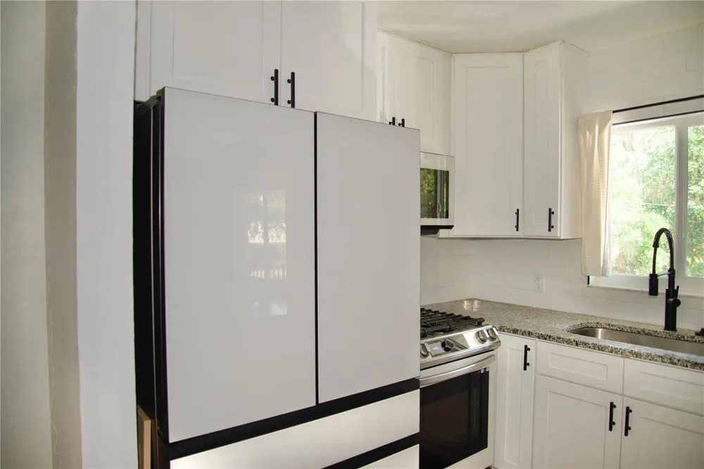 220 IDLEWOOD AVENUE #204 Bartow, FL 33830
