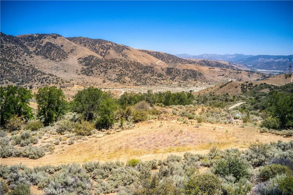6 Grand Terrace Dr Lebec, CA 93243