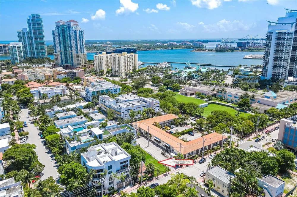 918 4th St Miami Beach, FL 33139