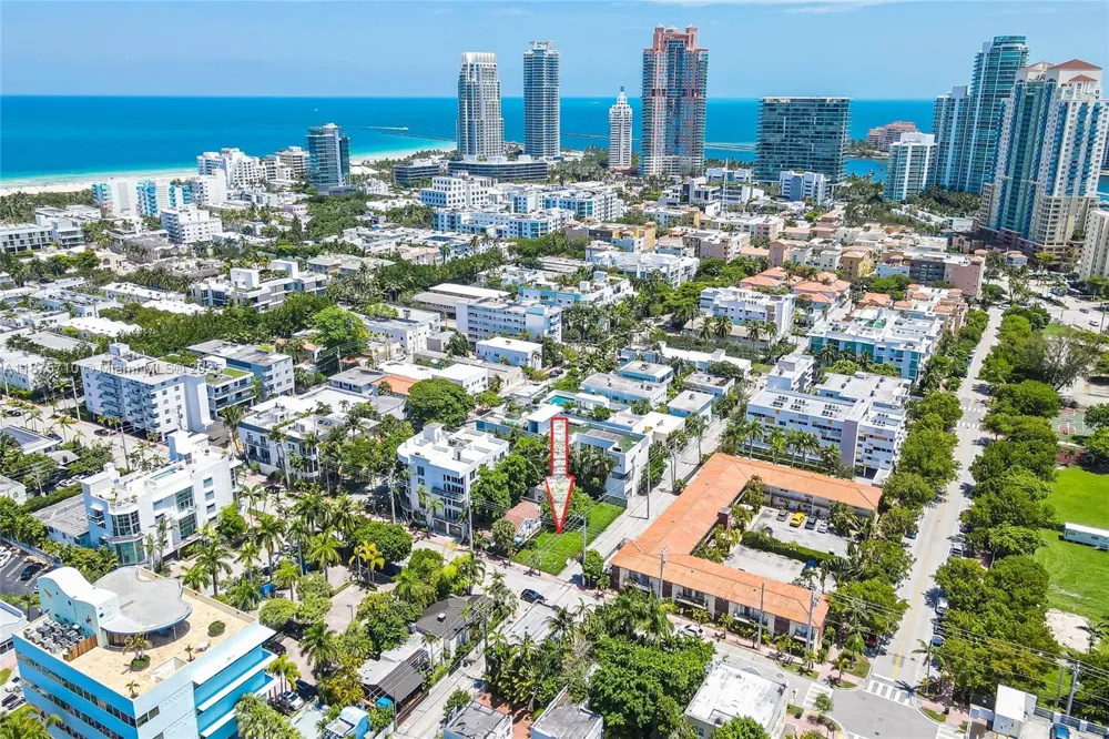 918 4th St Miami Beach, FL 33139