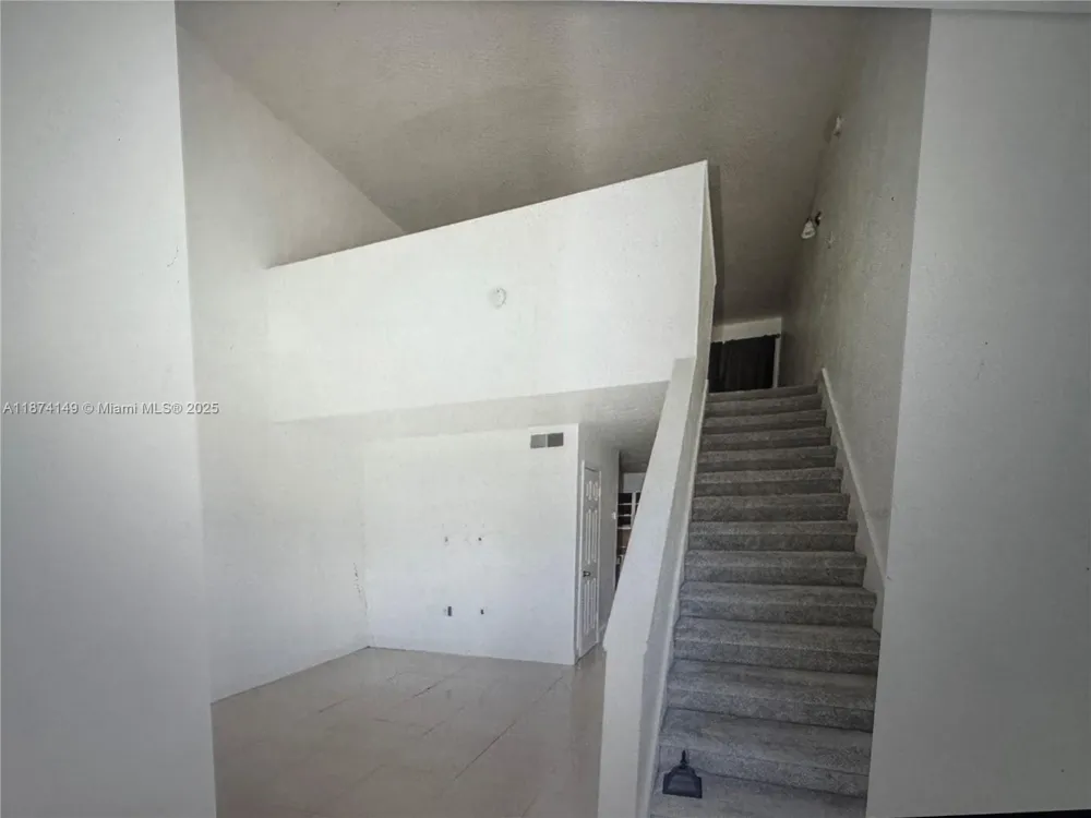 3984 Crayrich Circle #C5 Orlando, FL 32839