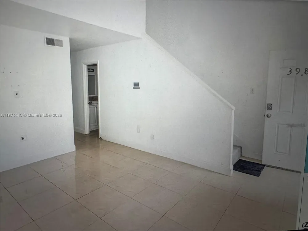 3984 Crayrich Circle #C5 Orlando, FL 32839