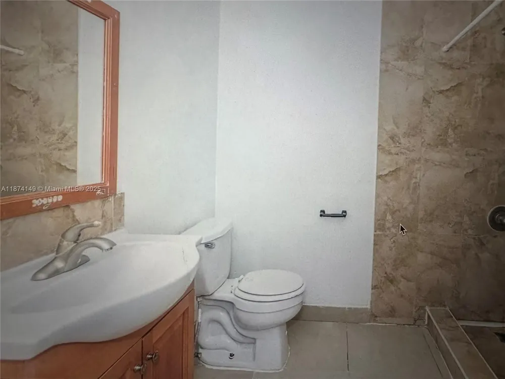 3984 Crayrich Circle #C5 Orlando, FL 32839
