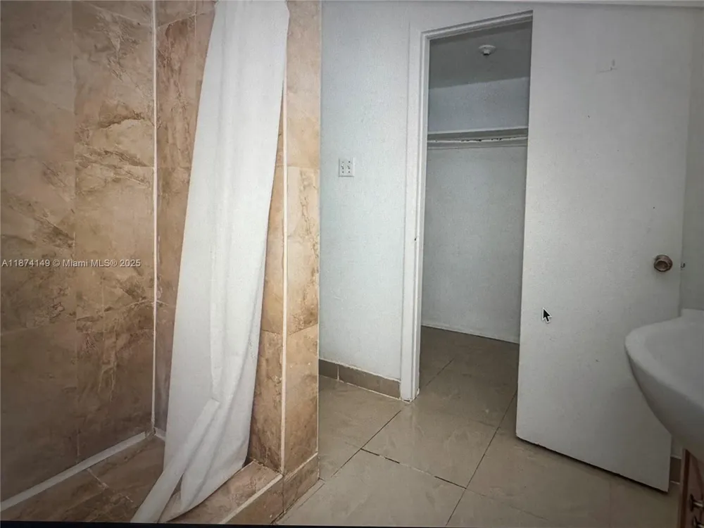 3984 Crayrich Circle #C5 Orlando, FL 32839