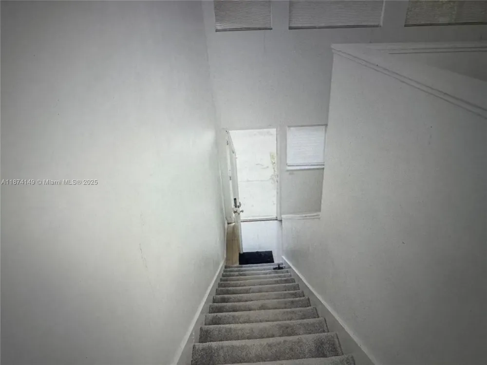 3984 Crayrich Circle #C5 Orlando, FL 32839