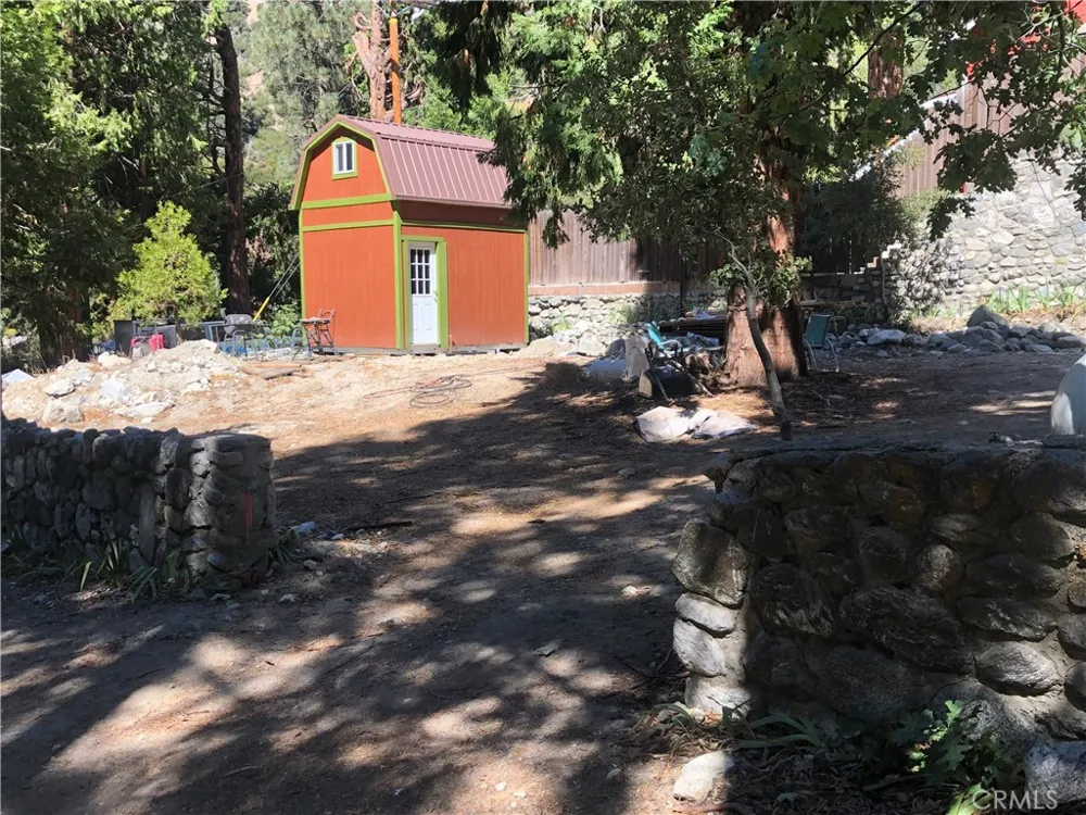 41424 Valley of the Falls Drive Forest Falls, CA 92339