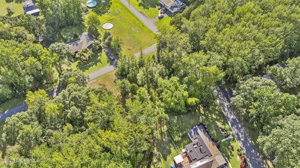 8 W Raymond Avenue Medford, NJ 08055