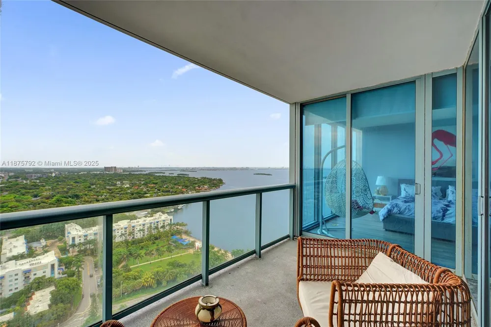 601 NE 36th St #2703 Miami, FL 33137