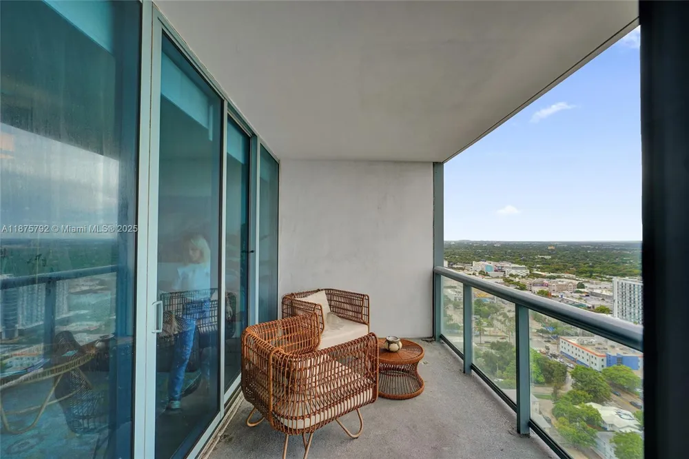 601 NE 36th St #2703 Miami, FL 33137