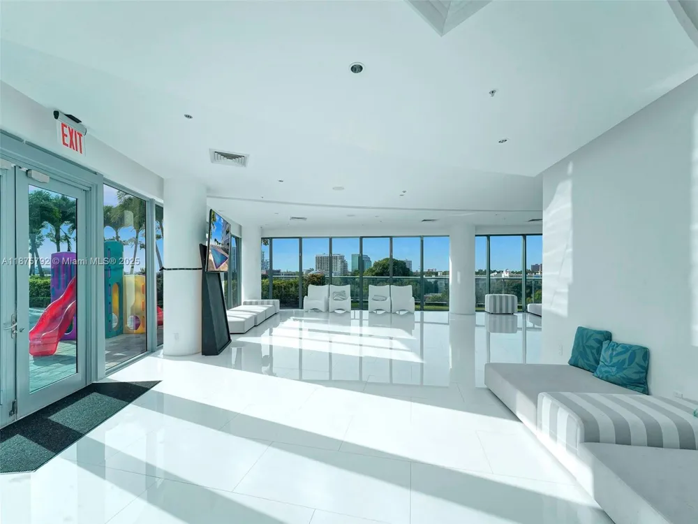 601 NE 36th St #2703 Miami, FL 33137