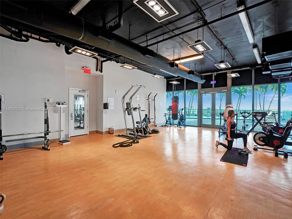 601 NE 36th St #2703 Miami, FL 33137