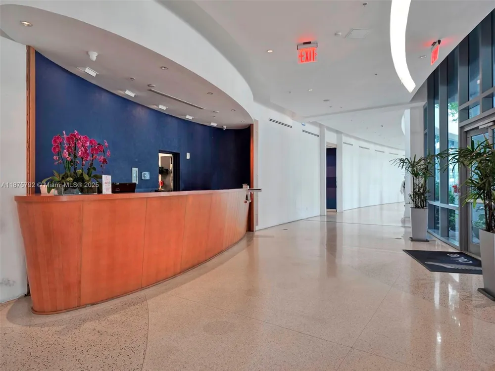 601 NE 36th St #2703 Miami, FL 33137
