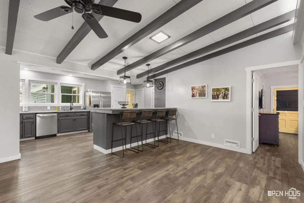 716 E South Street Henrietta, TX 76365