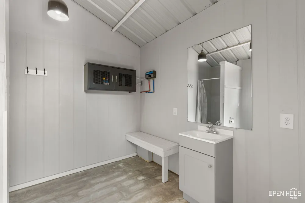 716 E South Street Henrietta, TX 76365