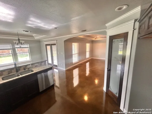 113 S Third Skidmore, TX 78389