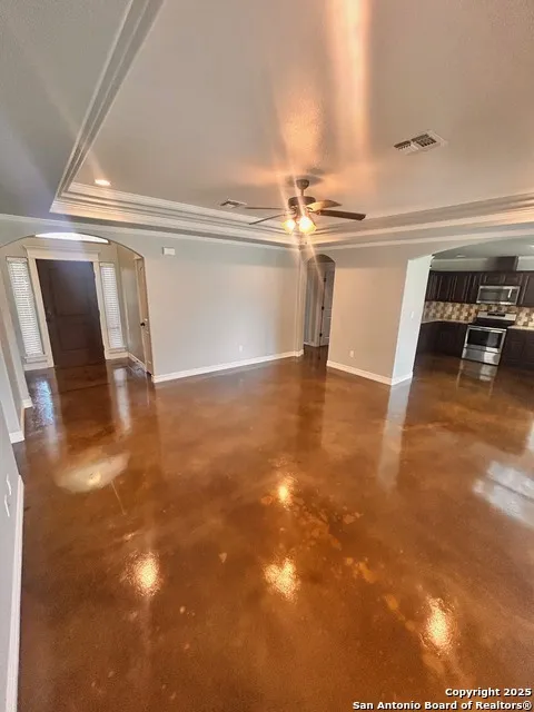 113 S Third Skidmore, TX 78389
