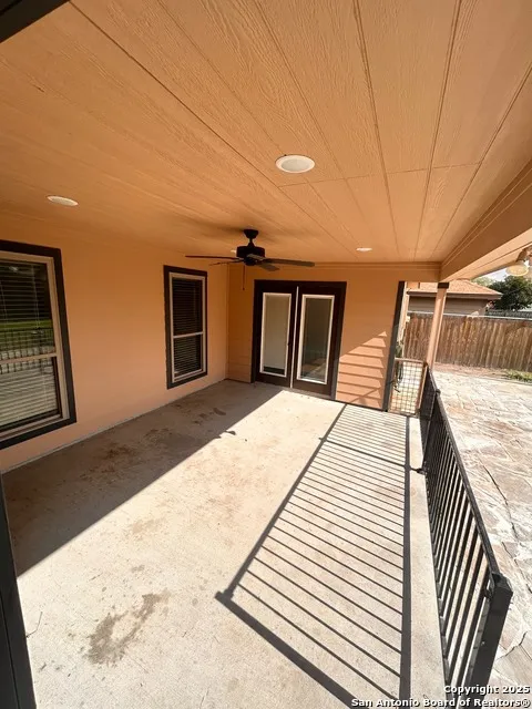 113 S Third Skidmore, TX 78389