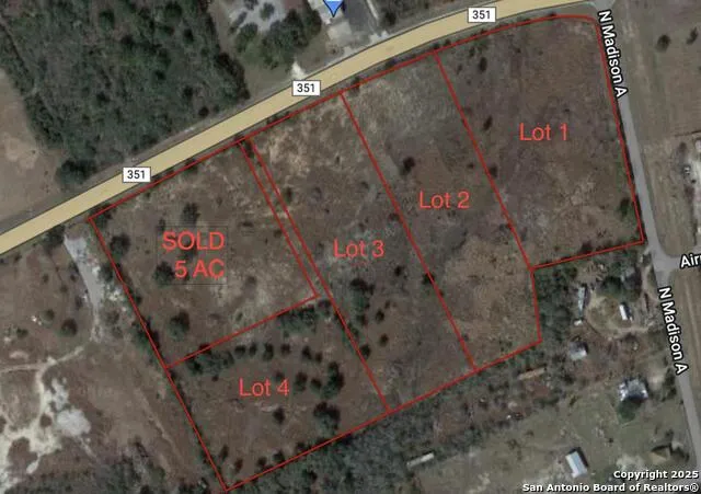 2 351 BYP Beeville, TX 78102