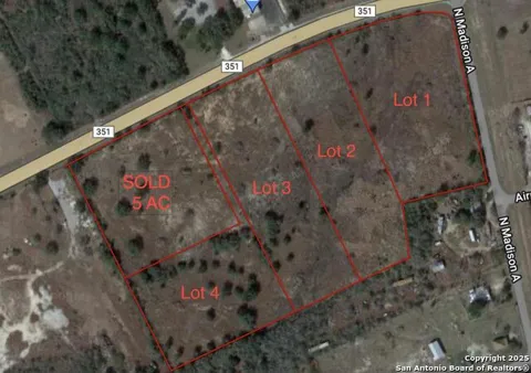 LOT 2 FM 351 W & RR