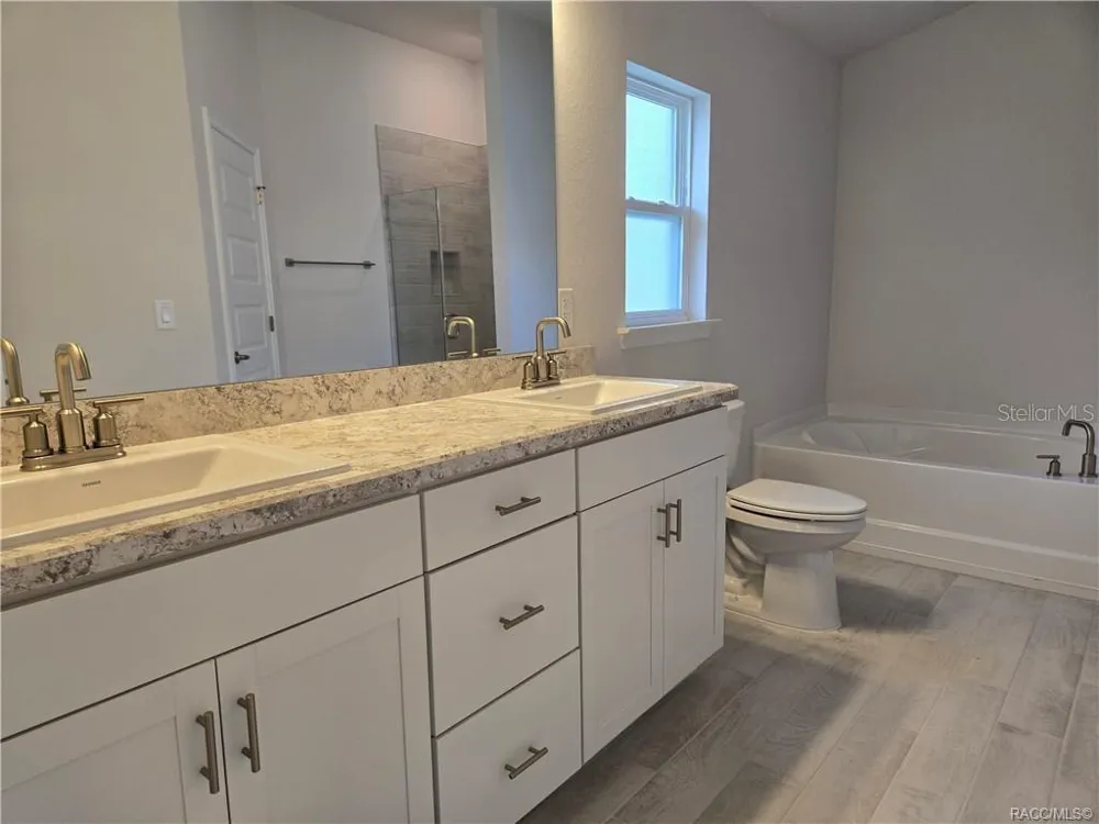 956 IBIS CIRCLE Inverness, FL 34453