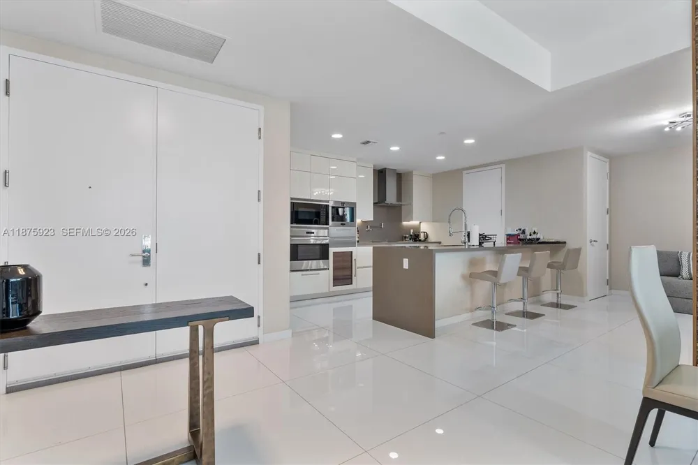 17475 Collins Ave #503 Sunny Isles Beach, FL 33160
