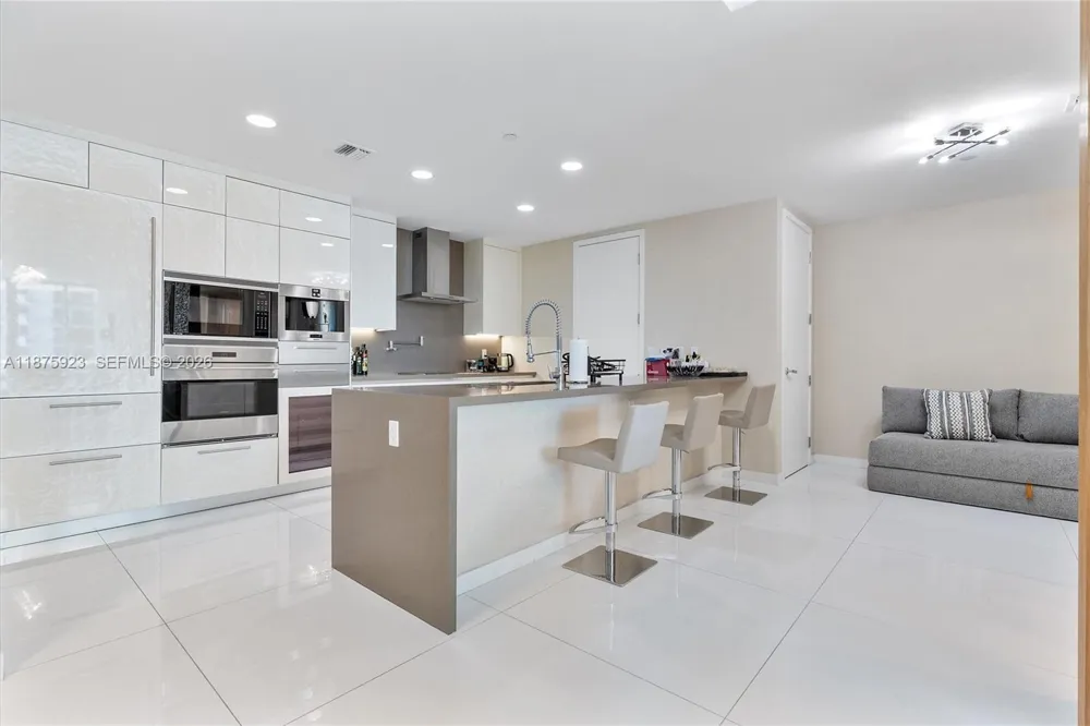 17475 Collins Ave #503 Sunny Isles Beach, FL 33160