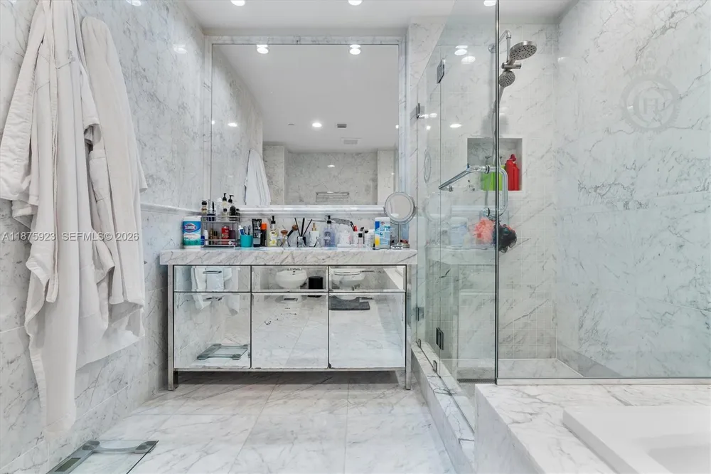 17475 Collins Ave #503 Sunny Isles Beach, FL 33160