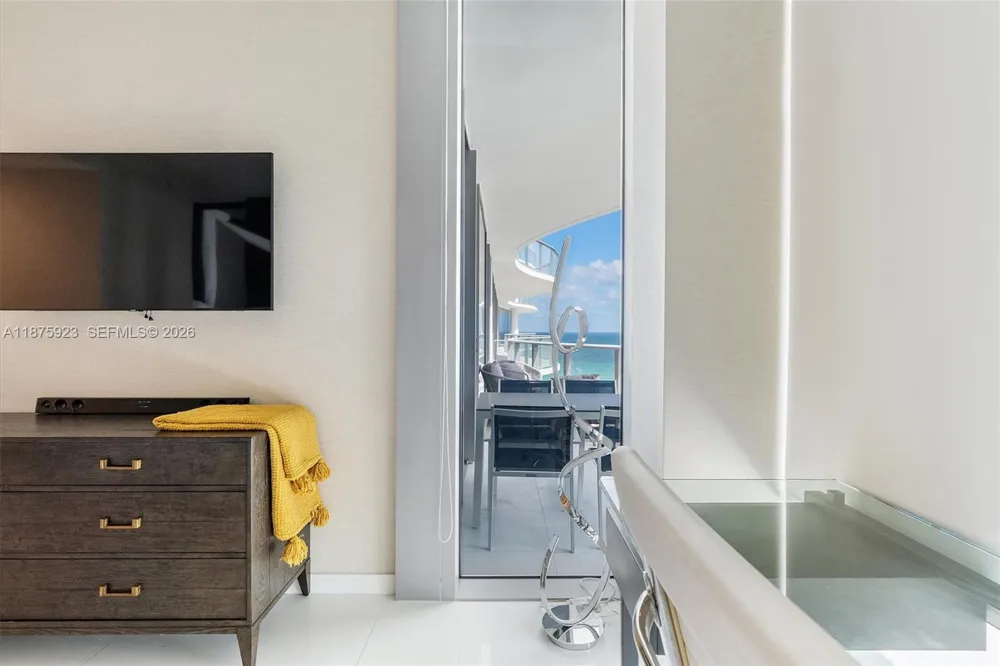 17475 Collins Ave #503 Sunny Isles Beach, FL 33160