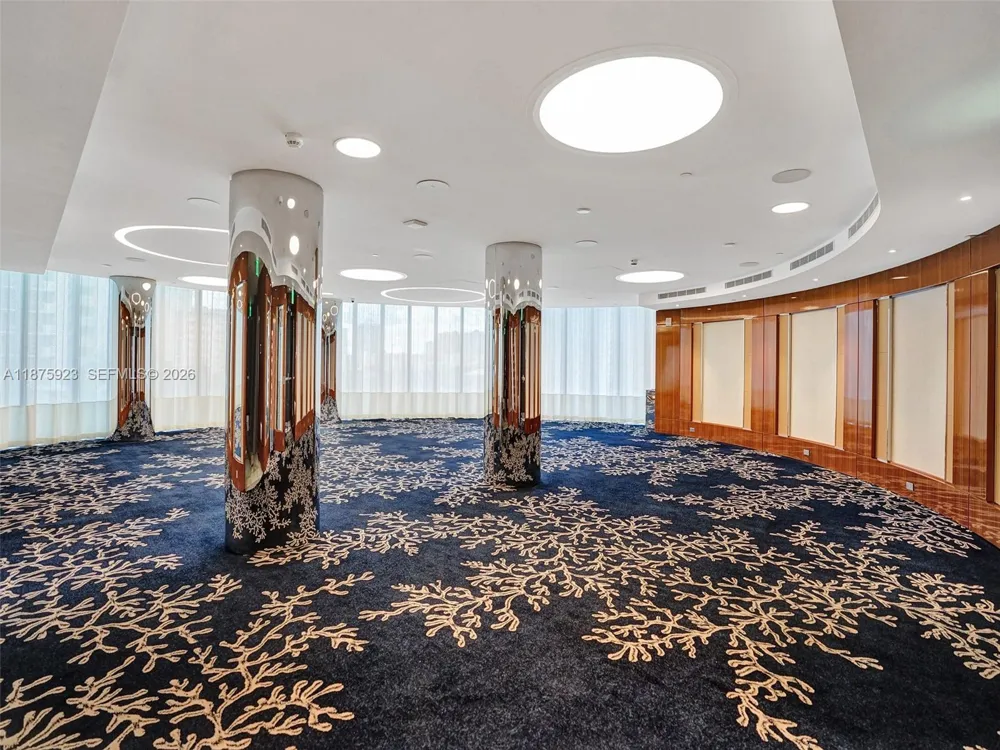 17475 Collins Ave #503 Sunny Isles Beach, FL 33160
