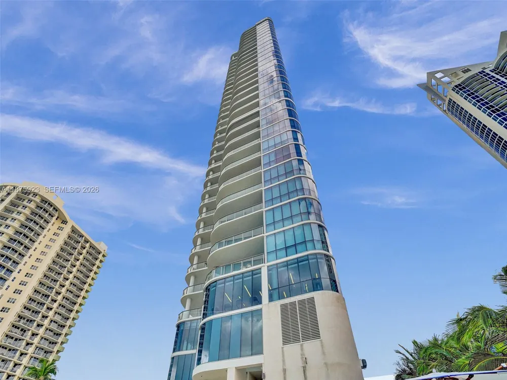 17475 Collins Ave #503 Sunny Isles Beach, FL 33160