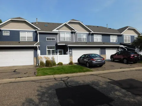 484 Hickory Lane
