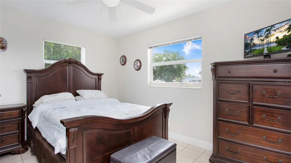 515 YORK ROAD Lehigh Acres, FL 33936