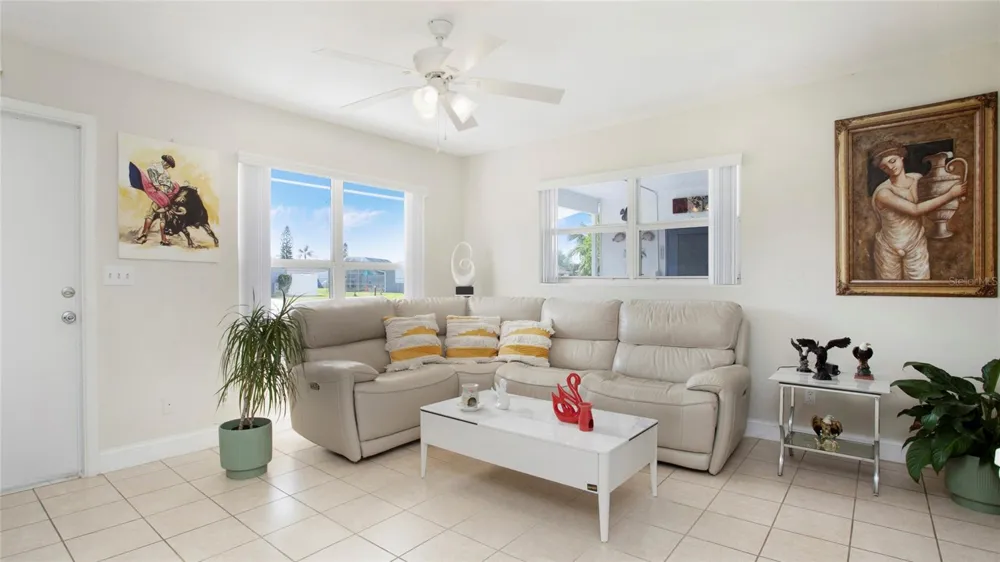 515 YORK ROAD Lehigh Acres, FL 33936