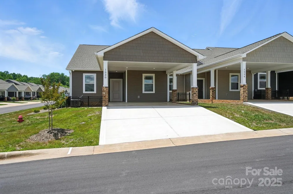 1530 29th Street SE Hickory, NC 28602