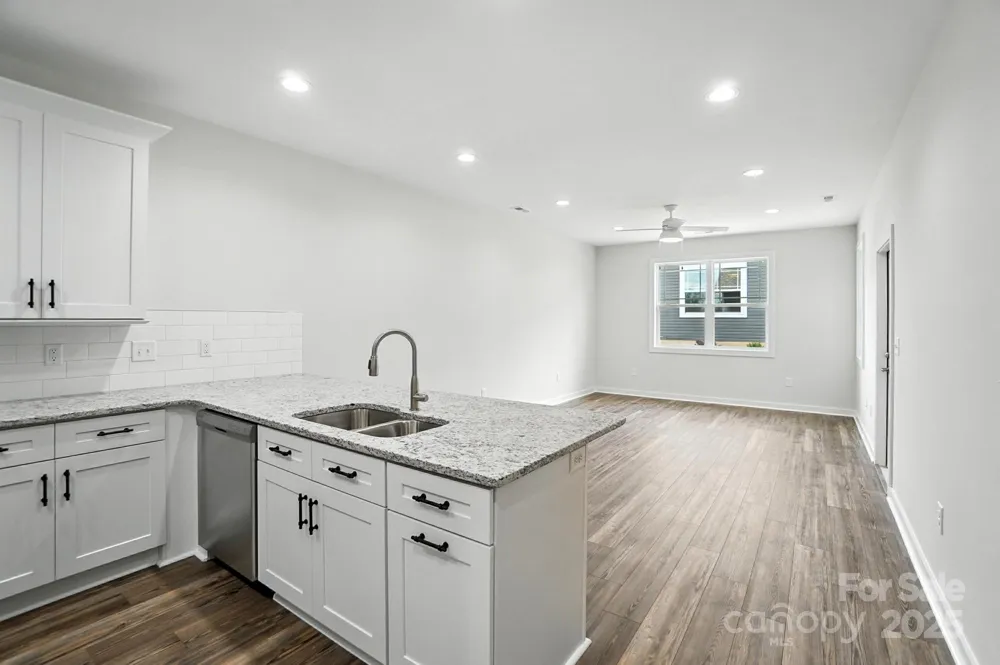 1530 29th Street SE Hickory, NC 28602