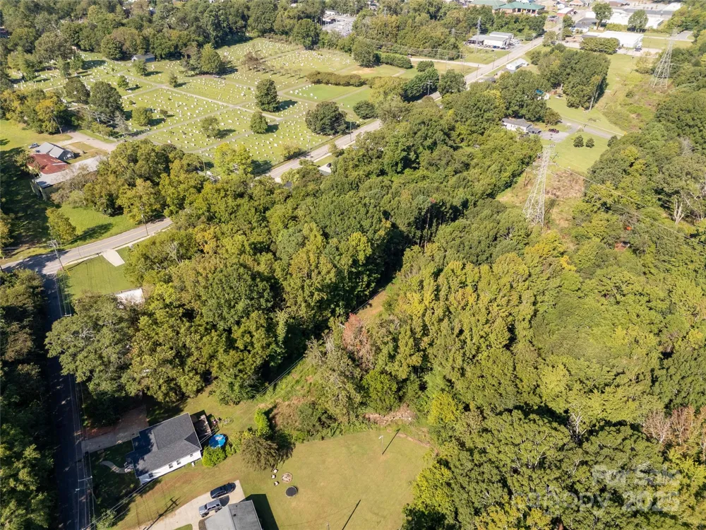 218 Madison Street E York, SC 29745