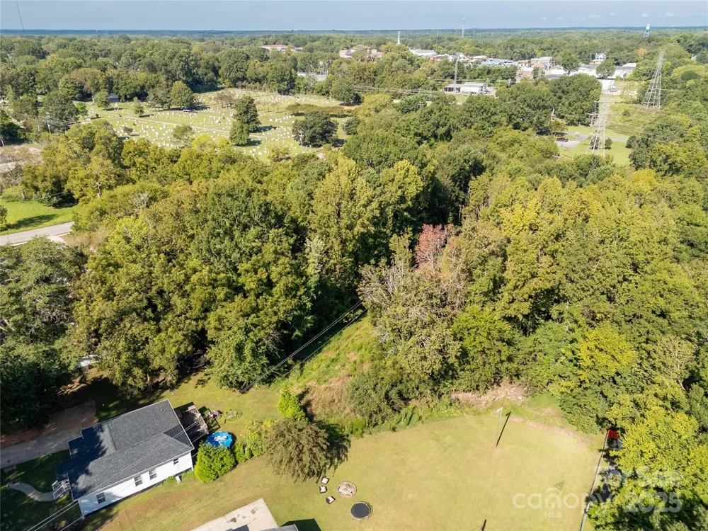 218 Madison Street E York, SC 29745