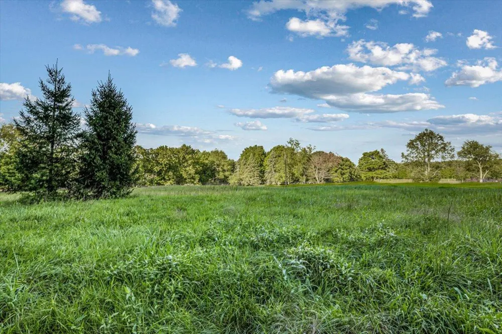 10406 300 E LaPorte, IN 46350