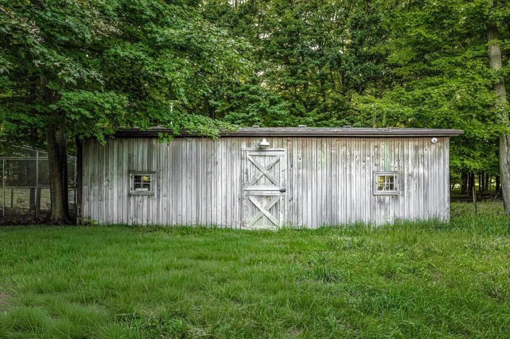 10406 300 E LaPorte, IN 46350