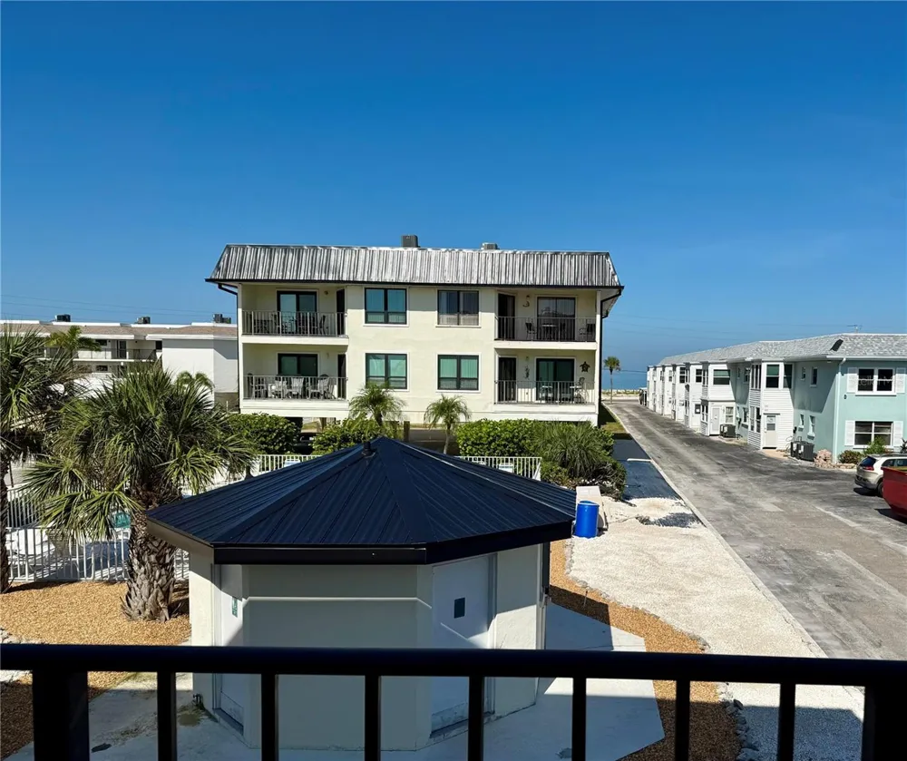 601 GULF DRIVE #109 Bradenton Beach, FL 34217
