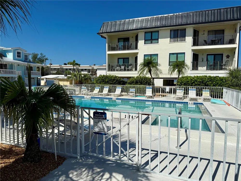 601 GULF DRIVE #109 Bradenton Beach, FL 34217