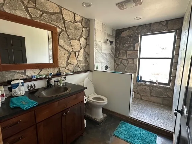 1815 Ranch Road 2597 Sonora, TX 76950