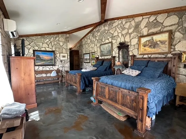 1815 Ranch Road 2597 Sonora, TX 76950