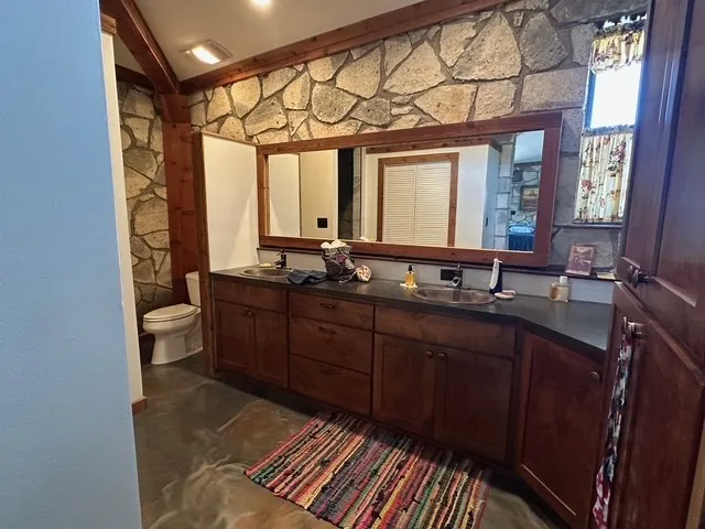 1815 Ranch Road 2597 Sonora, TX 76950