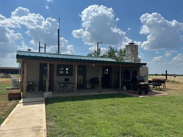 1815 Ranch Road 2597 Sonora, TX 76950