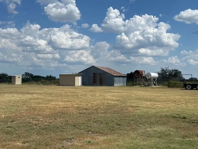 1815 Ranch Road 2597 Sonora, TX 76950