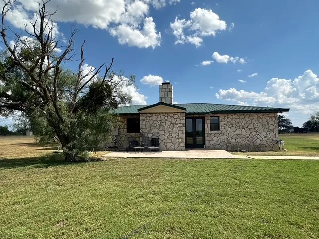 1815 Ranch Road 2597 Sonora, TX 76950