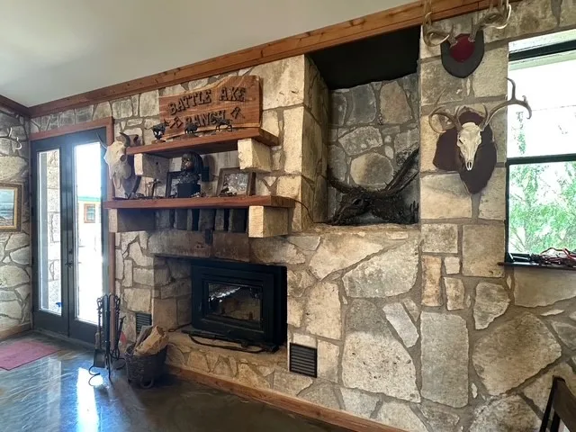 1815 Ranch Road 2597 Sonora, TX 76950