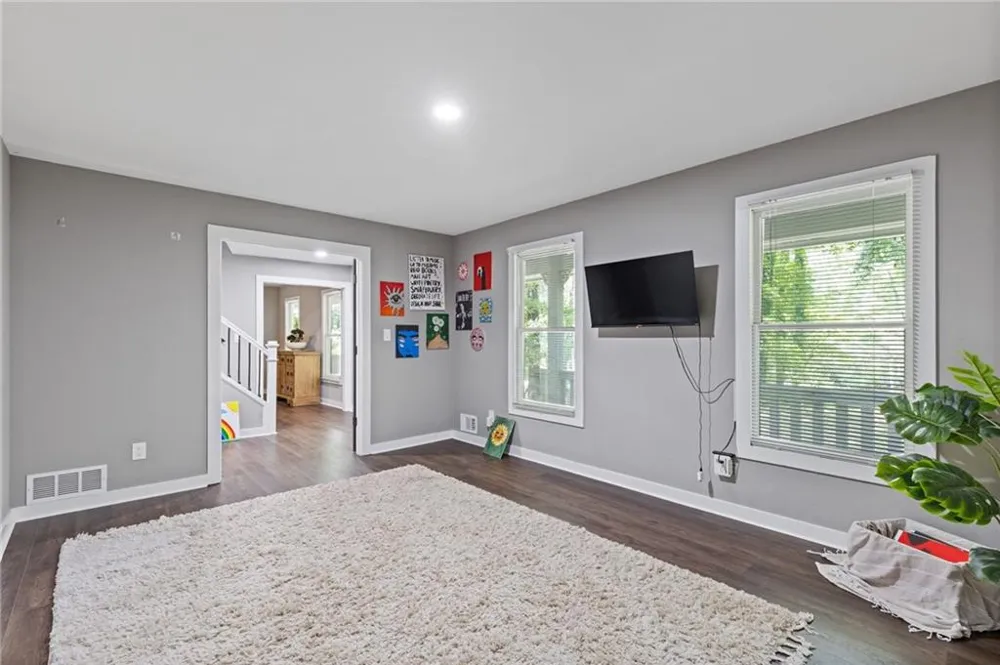 742 Mountain View Drive Stone Mountain, GA 30083